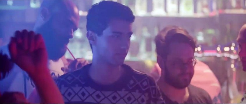 Les Engagés Saison 1 - Kiss & Smile Teaser (EN)