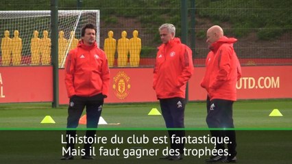 Man United - Van der Sar: "Il faut gagner des trophées"