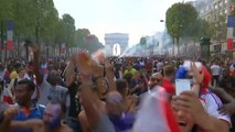 Finale - L'explosion de joie du peuple tricolore au coup de sifflet final