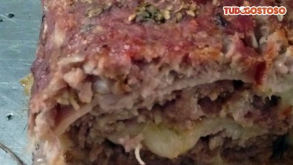 Carne moída recheada, assada no forno