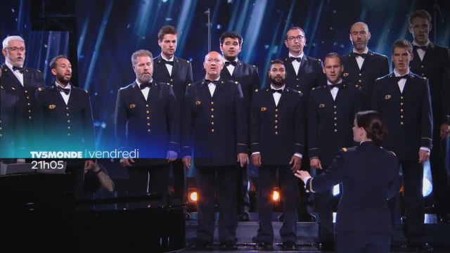 300 choeurs chantent les grands airs lyriques