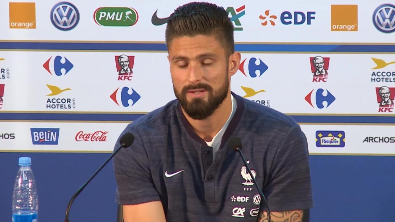 Bleus - Giroud : "Lloris est meilleur que Courtois"