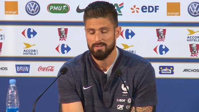 Bleus - Giroud : Lloris est meilleur que Courtois