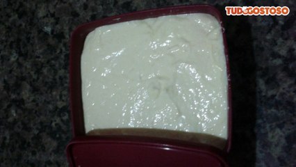 Requeijão caseiro de queijo coalhado