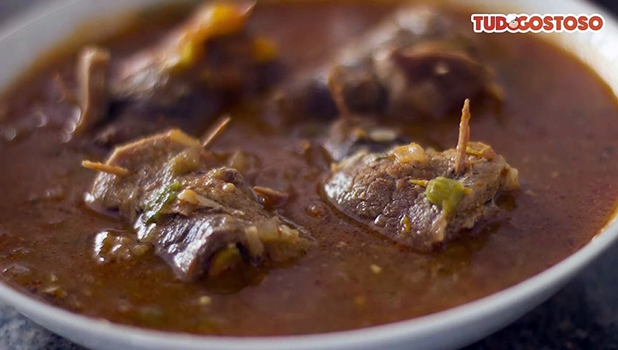 Bife a rolê na panela de pressão