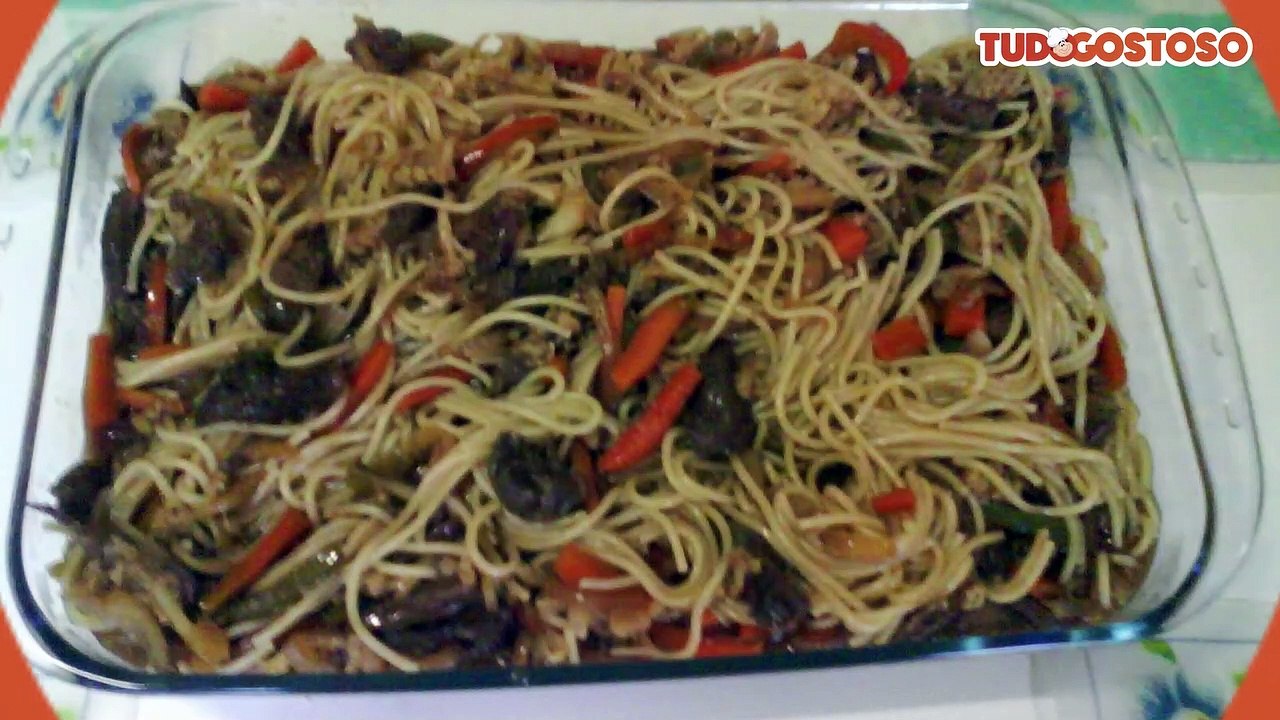Macarrão chop suey