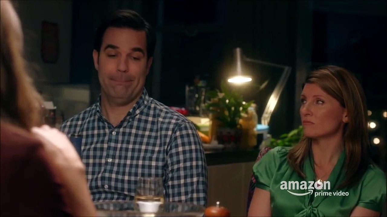 Catastrophe (2015) Saison 3 - Trailer (EN)