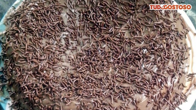 Recheio e cobertura para bolo chocolate