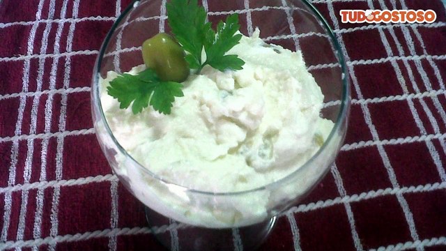 Pasta de Ricota com cebola e azeitona