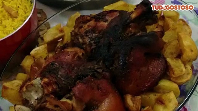 Joelho de porco assado no forno