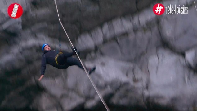 Nos terres inconnues : L'amusante chute de Malik Bentalha en plein canyoning