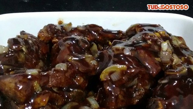 Costelinha ao molho barbecue na panela de pressão