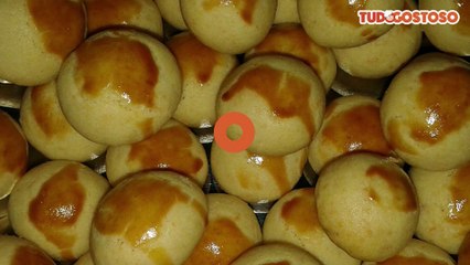 Bolinha de queijo de forno
