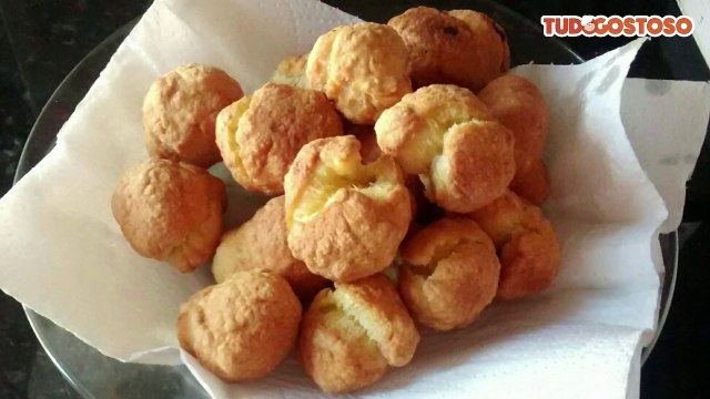Bolinho de farinha de trigo