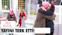 Zeynep önce yayını terk etti sonra annesine sarıldı! - Esra Erol'da 5 Ocak 2022