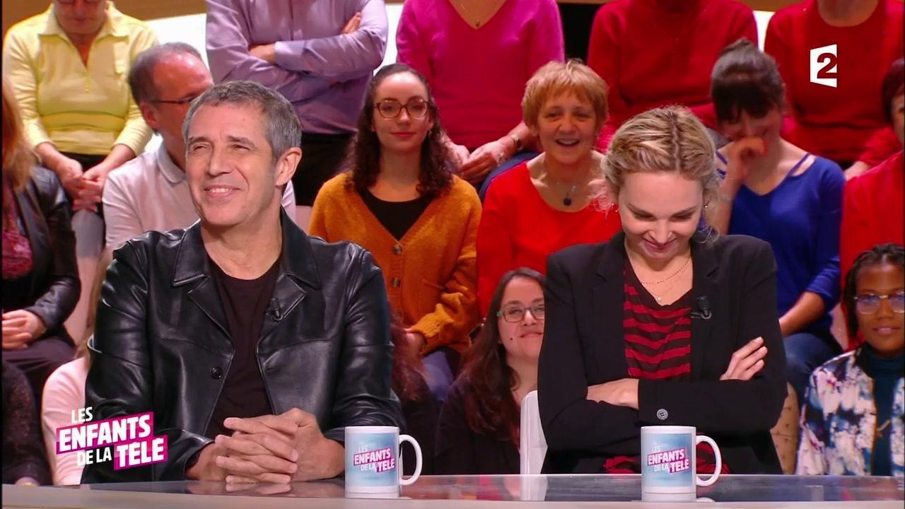 Gêne sur le plateau des Enfants de la Télé après une blague coquine de Laurent Ruquier et Julien Clerc