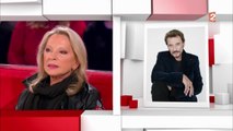 Véronique Sanson évoque la simplicité de Johnny Hallyday