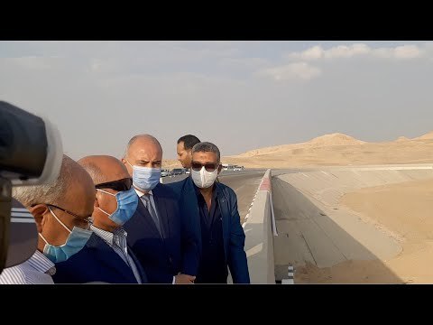 وزير النقل يتفقد محور الشهيد باسم فكري بمحافظة قنا