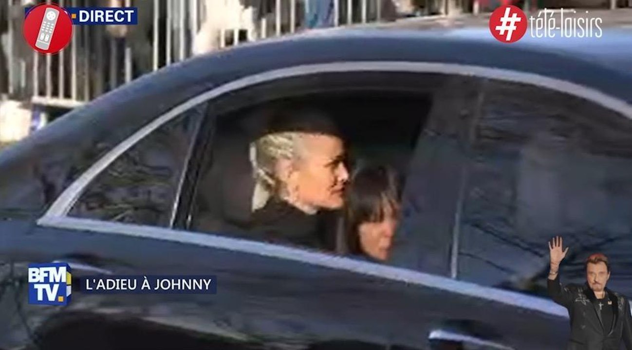 Hommage à Johnny Hallyday : très émue, Laeticia Hallyday apparait avec sa fille