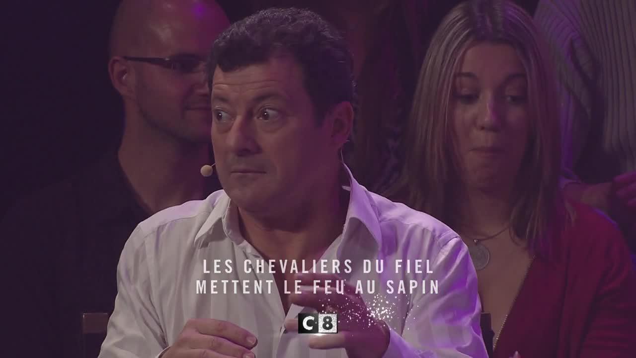 Les Chevaliers du fiel mettent le feu au sapin !