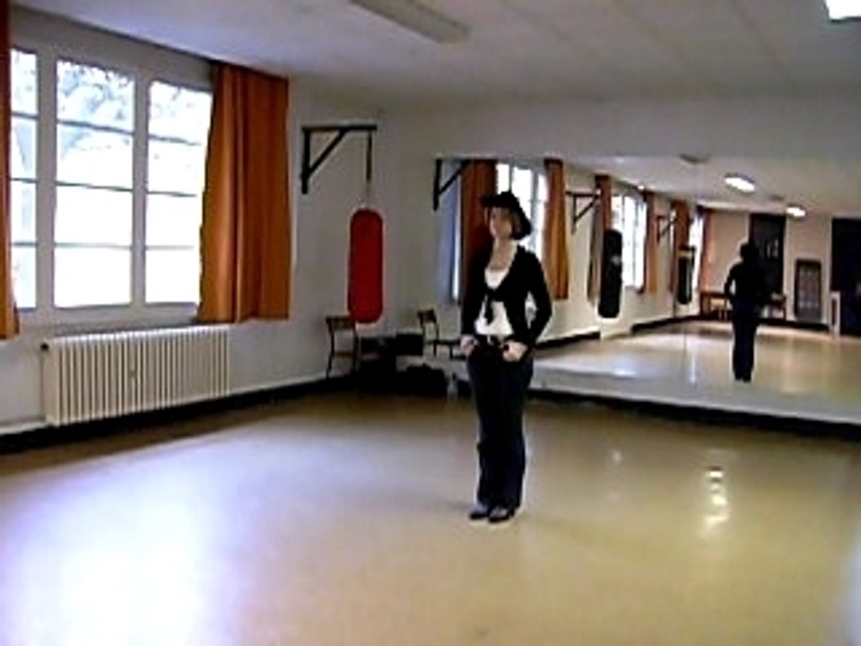 CHOREGRAPHIE LIVIN ON LOVE