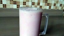 Suco de morango ao leite