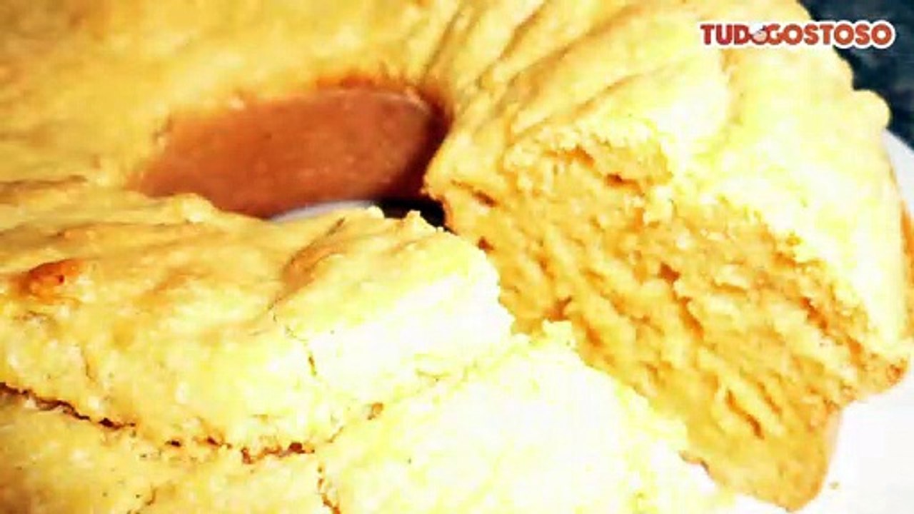 Bolo de fubá diet delicioso, úmido e fofinho