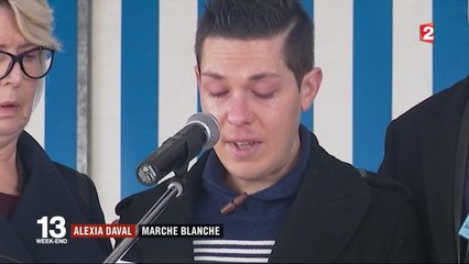 Le discours fort du mari d'Alexia Daval, lors de la marche blanche en son honneur