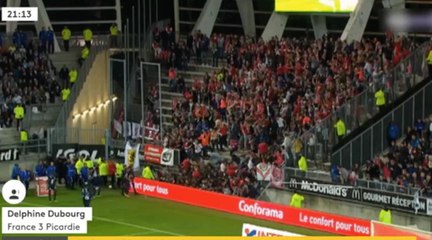 Drame en plein match : une barrière s'effondre durant Amiens/Lille, des supporters blessés