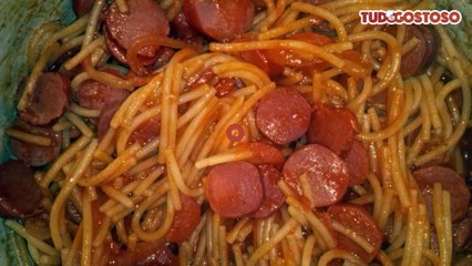 Macarronada de salsicha