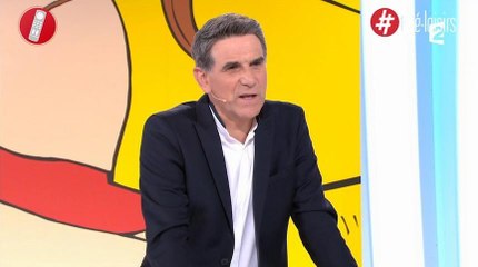 Surpris par la bisexualité d'une candidate des Z'amours, Tex enchaîne les questions lourdes