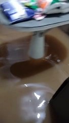 Água invade casas em Pompéu por causa da chuva