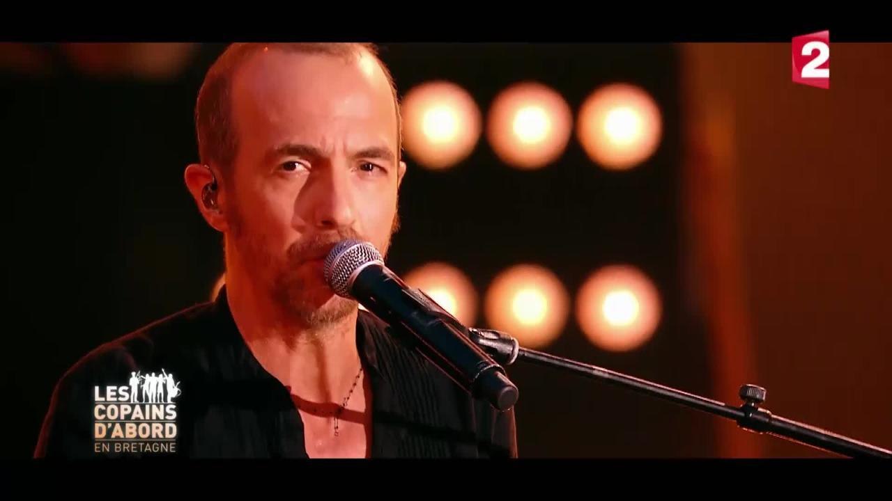 Les copains d'abord en Bretagne : Calogero chante Fondamental
