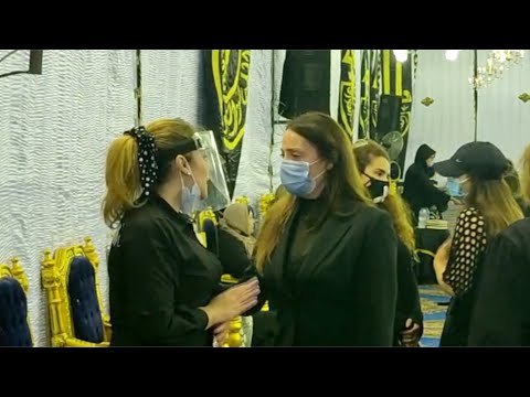 نرمين الفقي أول الحضور في عزاء محمود ياسين.. وظهور لأحفاد الراحل
