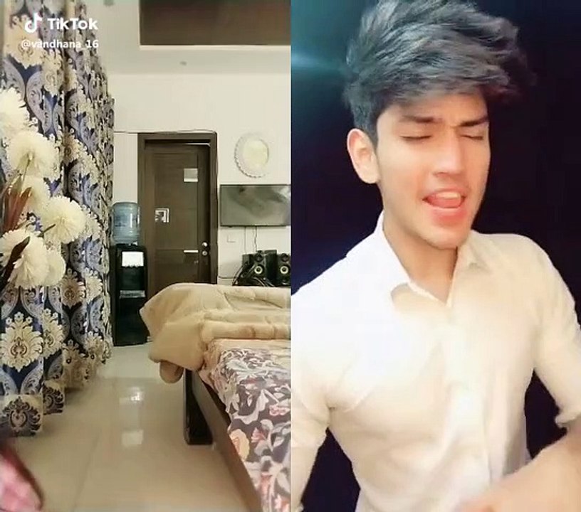 Funny Reaction to see Girl |Funny Duet | Funny Words | S4Stupid