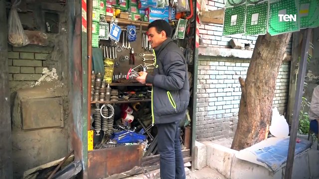 صدق نفسه فكانت قوة البصيرة أقوى من قوة البصر.. قصة أول ميكانيكي كفيف في مصر لازم تقف عندها