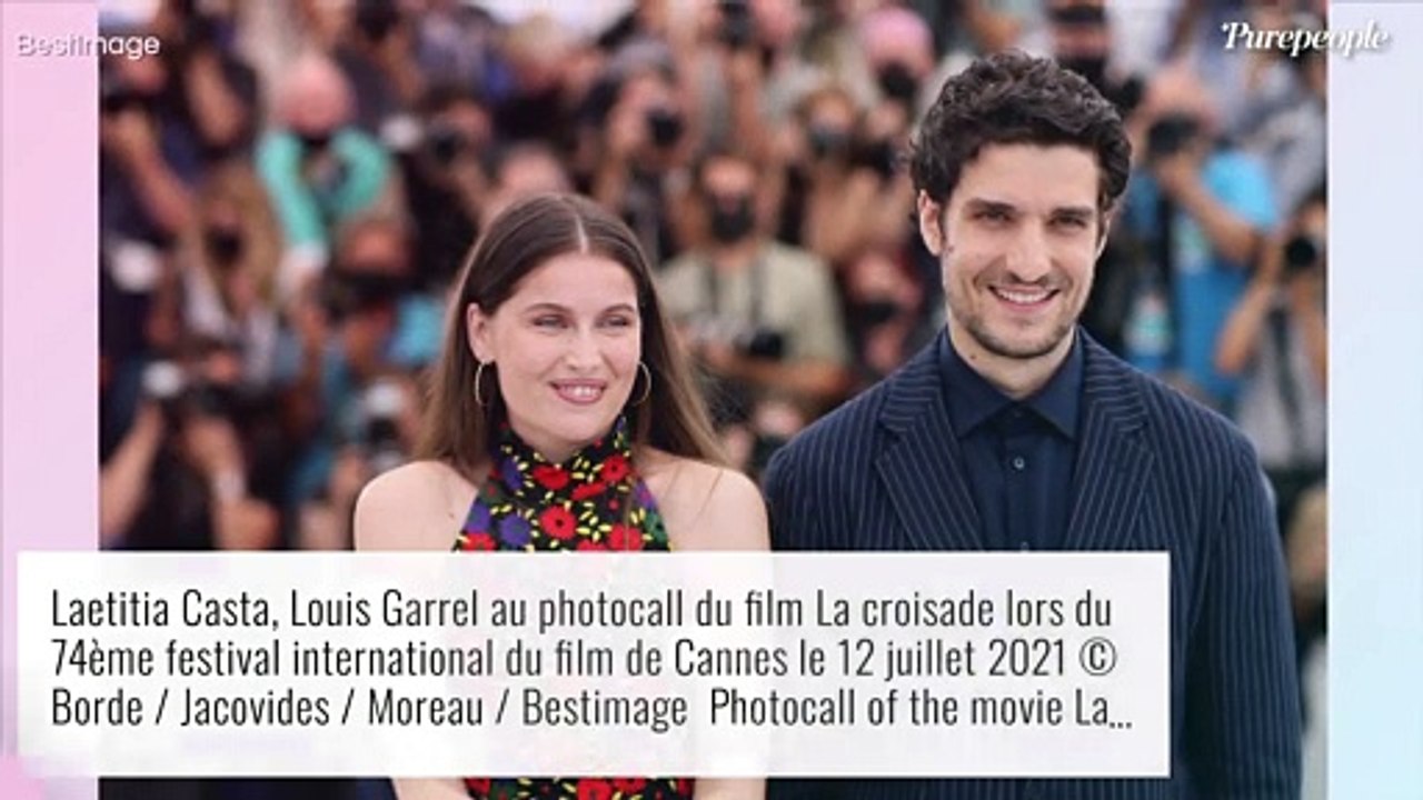 Laetitia Casta, maman à 23 ans : on l'a poussée à ne pas garder l'enfant !