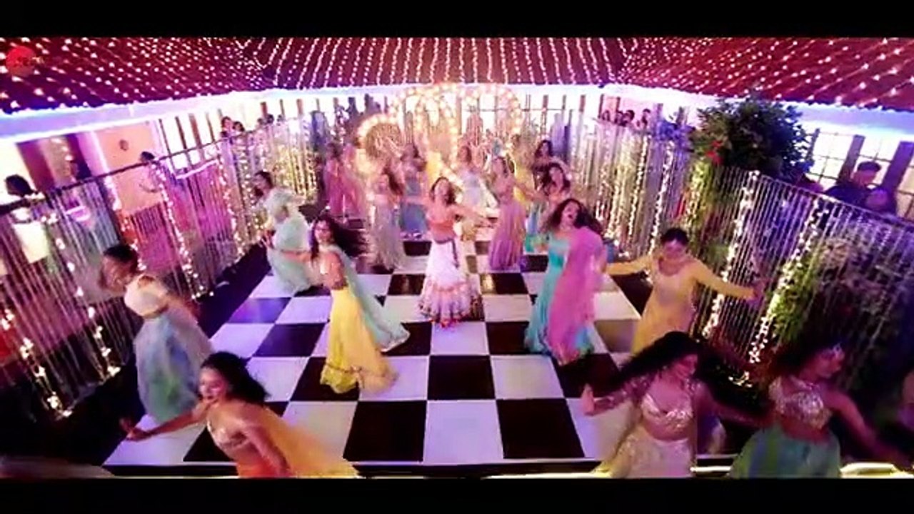 Auntiyaan_Dance_Karengi_-_Sunny_Leone___Jyotica_Tangri___Sunny_Inder___Kumaar
