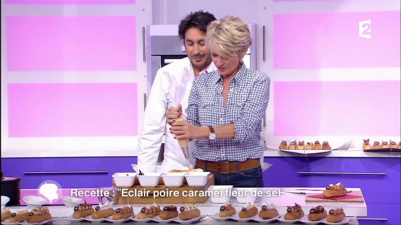 Sophie Davant et Olivier Minne s'offrent un festival de blagues graveleuses sur le plateau de C'est au programme