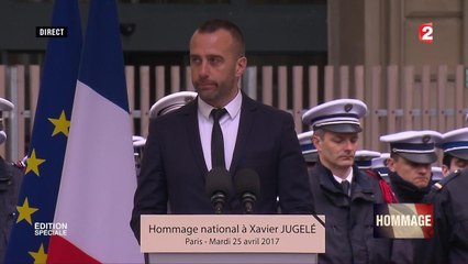 Le discours plein d'émotion du conjoint du policier tué Xavier Jugelé