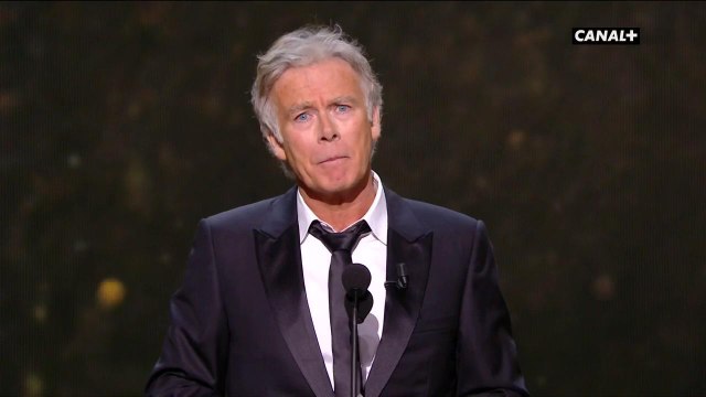 Le sketch gênant et pas très drôle de Franck Dubosc aux César 2017