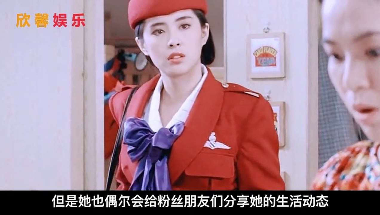 54岁王祖贤被偶遇！扎高马尾双眼皮明显，身穿“海青”手拿念佛机