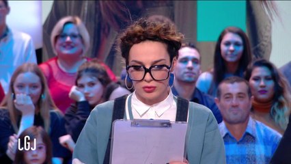 Le Grand Journal : Ornella Fleury ironise sur l'arrêt de l'émission en préparant le CV des chroniqueurs