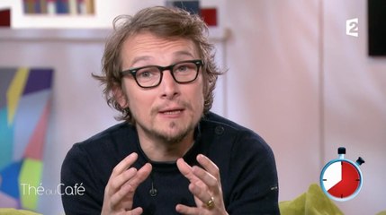 Lorànt Deutsch daube sur la cuisine de sa belle-mère et c'est HILARANT !