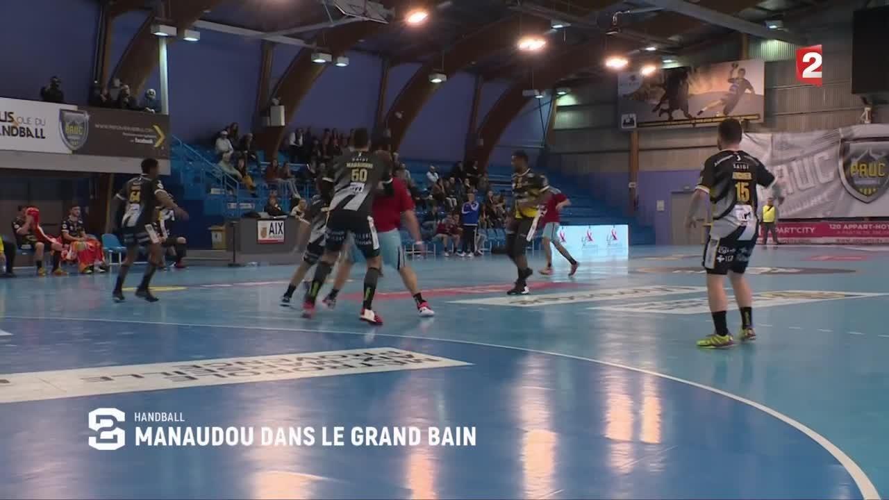 Florent Manaudou fait ses premiers pas de handballeur !
