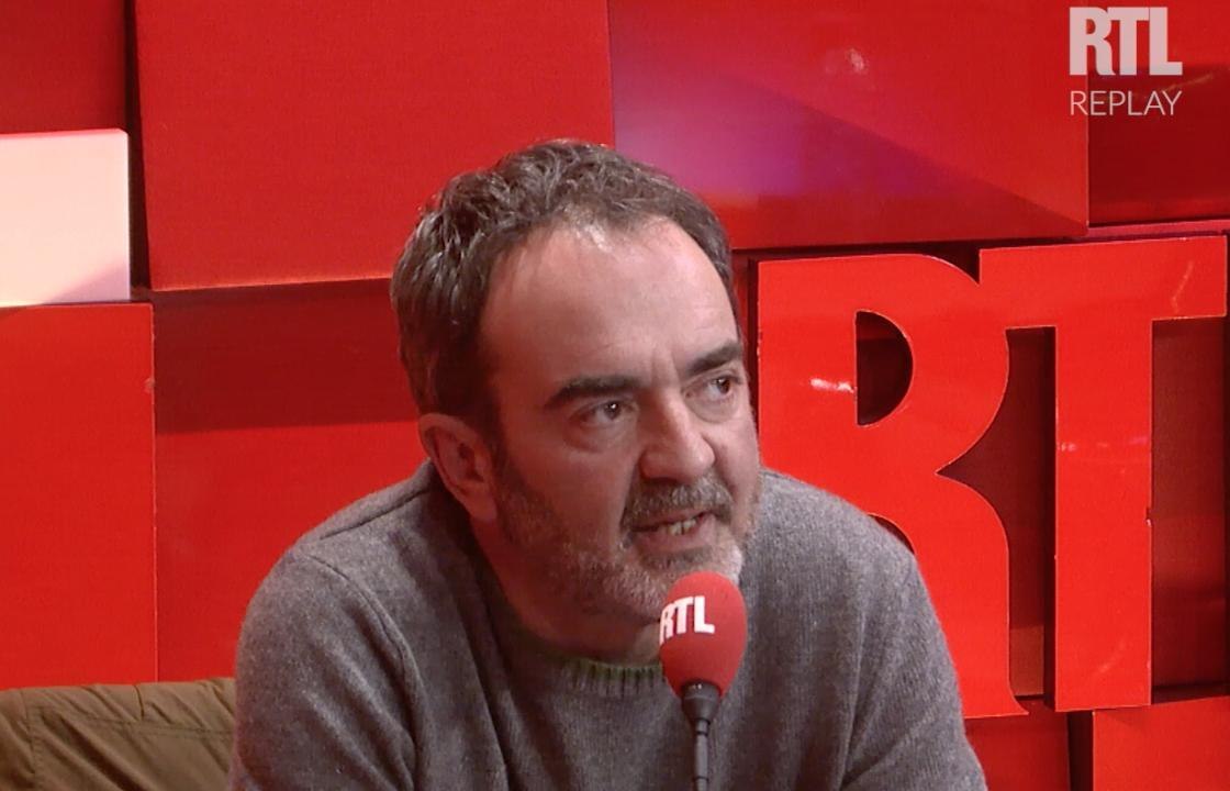 Bruno Solo flingue Les Anges avec ses "candidats professionnels" et "très mauvais comédiens"