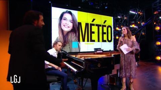 Le Grand Journal : Ornella Fleury pousse la chansonnette avec Julien Doré (VIDEO)