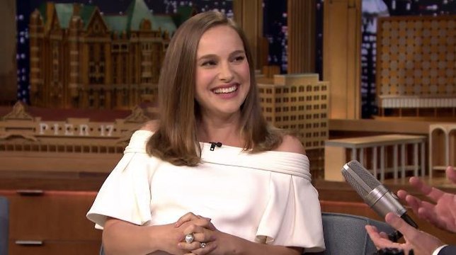 Natalie Portman parle de sa grossesse dans le Tonight Show de Jimmy Fallon
