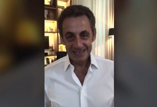 Nicolas Sarkozy souhaite un Joyeux Anniversaire à Cyril Hanouna