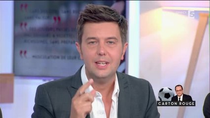 François Hollande tâcle sévèrement les footballeurs français